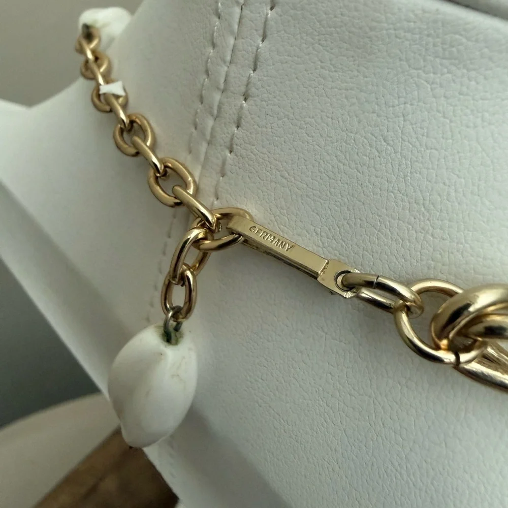 Vintage German White and Gold Tone Necklace/Choker
